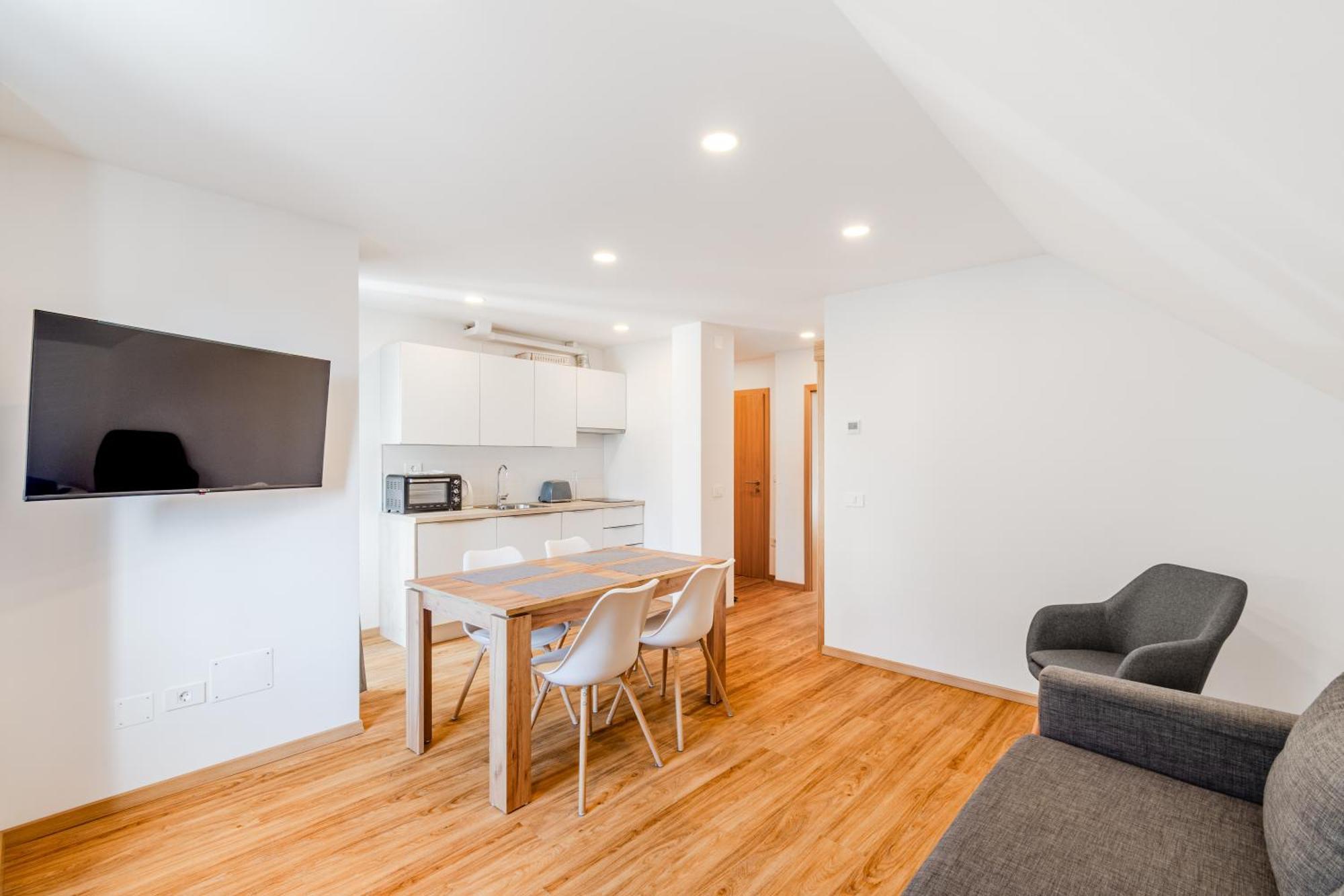 Apartments Skok With Rafting And Free Parking ボヴェツ エクステリア 写真
