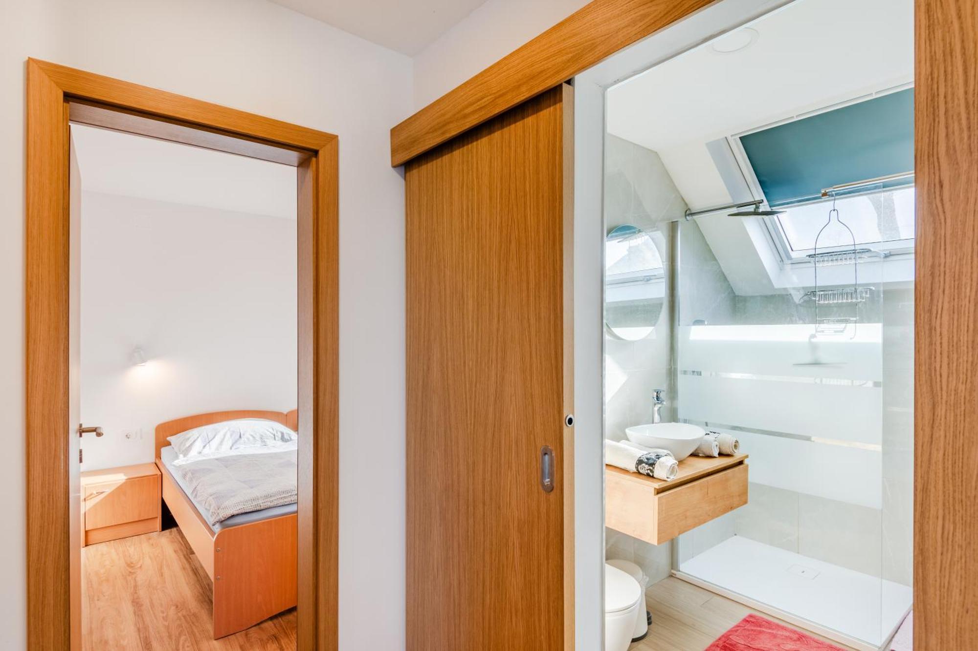 Apartments Skok With Rafting And Free Parking ボヴェツ エクステリア 写真